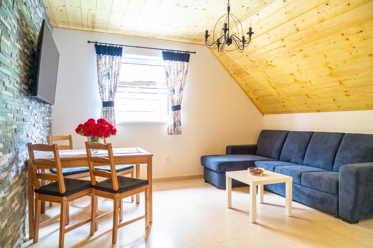 Apartmany Pod Rozsutcom - Zatkov Dvor - Prijazd Do Ubytovania Autom S Pohonom 4X4 Terchová Dış mekan fotoğraf