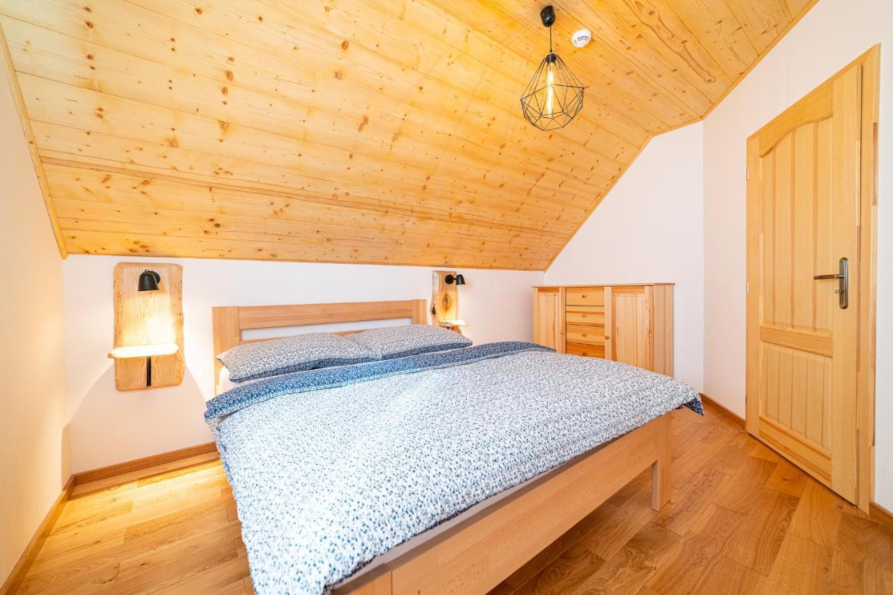 Apartmany Pod Rozsutcom - Zatkov Dvor - Prijazd Do Ubytovania Autom S Pohonom 4X4 Terchová Dış mekan fotoğraf