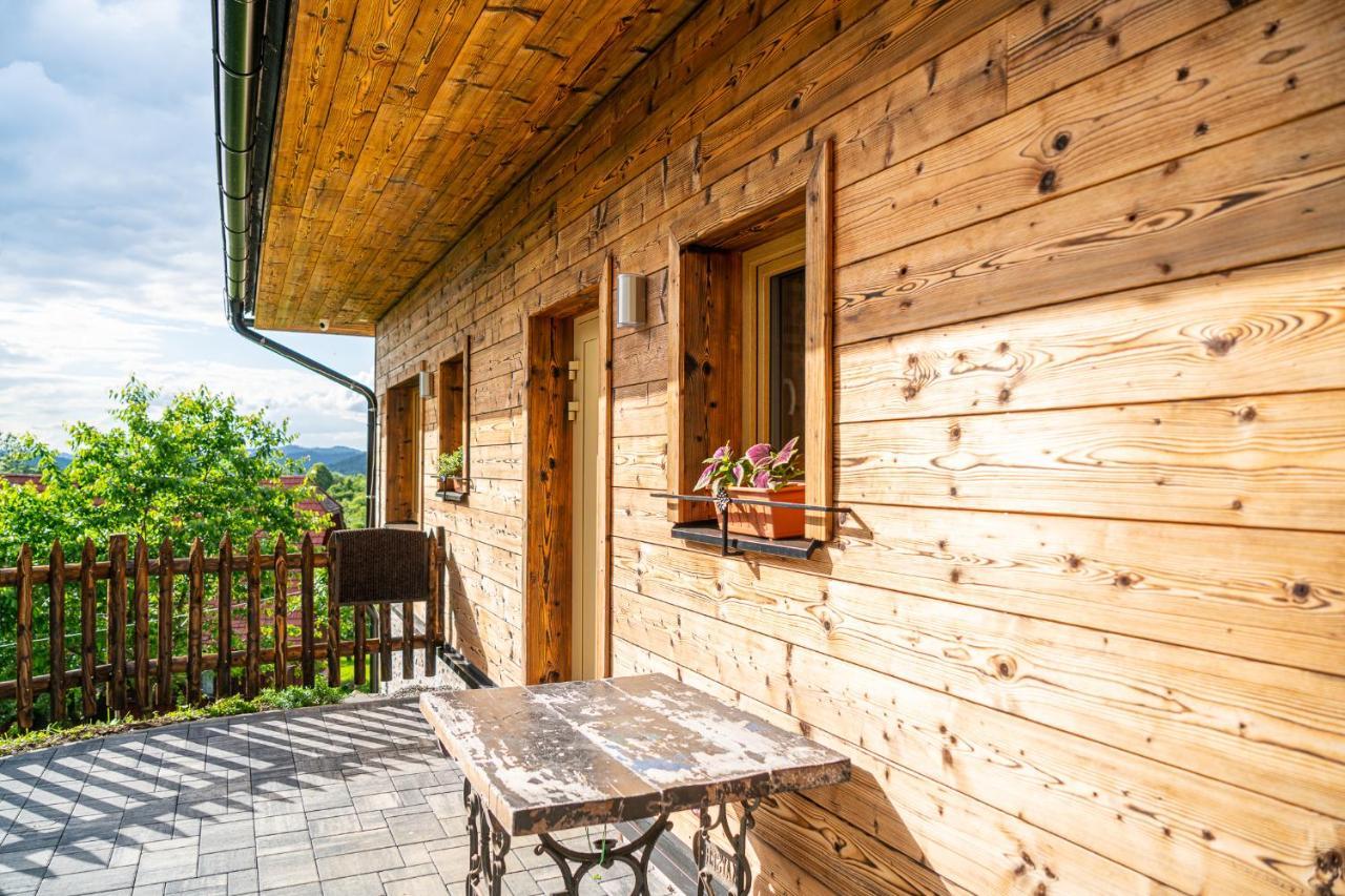 Apartmany Pod Rozsutcom - Zatkov Dvor - Prijazd Do Ubytovania Autom S Pohonom 4X4 Terchová Dış mekan fotoğraf