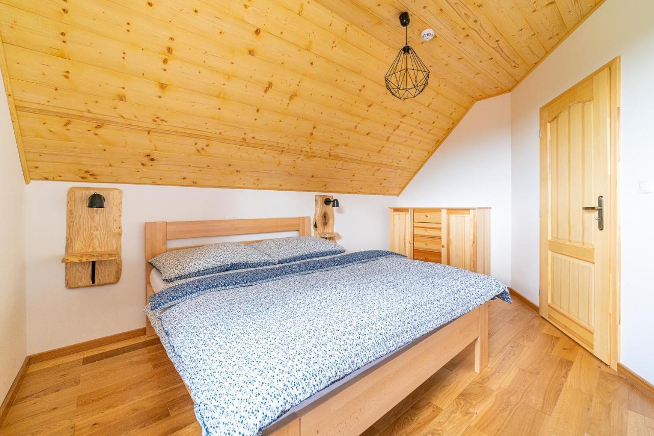 Apartmany Pod Rozsutcom - Zatkov Dvor - Prijazd Do Ubytovania Autom S Pohonom 4X4 Terchová Dış mekan fotoğraf